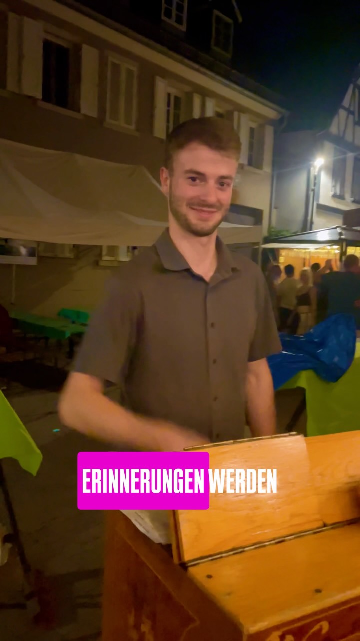Weinfeste in Rheinhessen 🫶🏼🥂 Wenn der Arbeitstag mit dem Sonnenuntergang beginnt und der Feierabend mit Vollmond endet,…